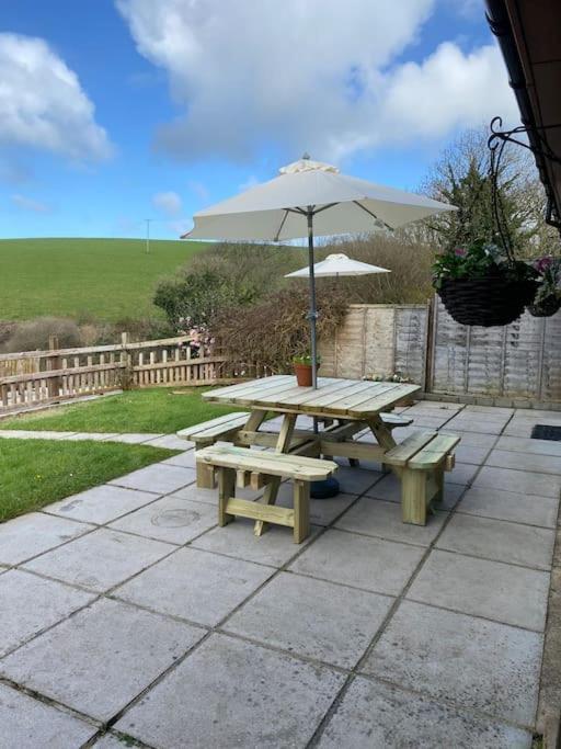 Woodland View At Hewish Mill Villa Bittadon Bagian luar foto
