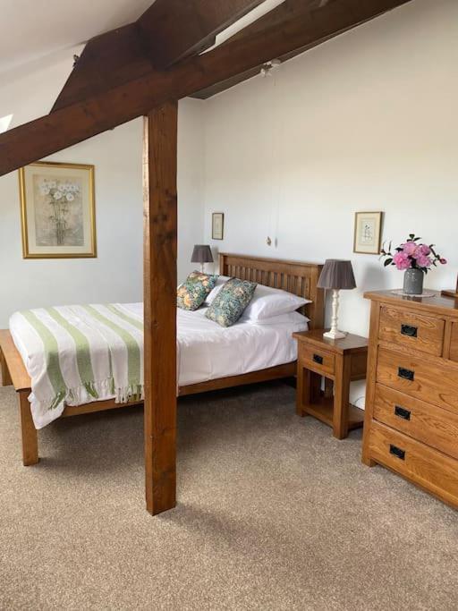 Woodland View At Hewish Mill Villa Bittadon Bagian luar foto